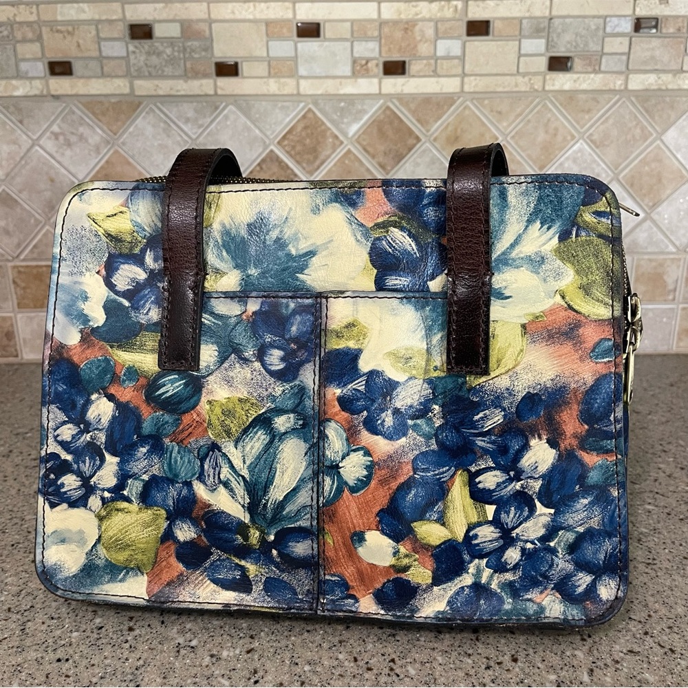 Patricia Nash Blue Multi Floral Shoulder Tote with Matching Wallet - Picture 3 of 13